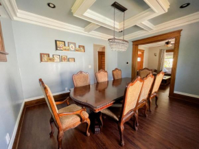 4BR-Beautiful Historic Home